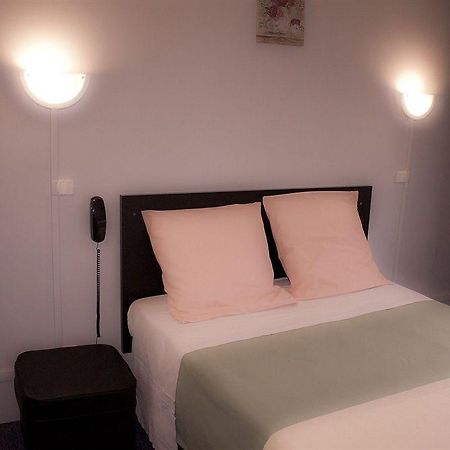 Hotel Bien-Etre Párizs Kültér fotó